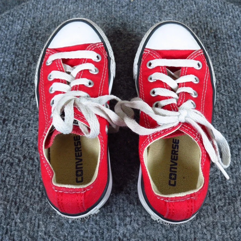 Converse‎ Chuck Taylor All Star Unisex Toddler Low Top Shoe Size 11 Casual Red